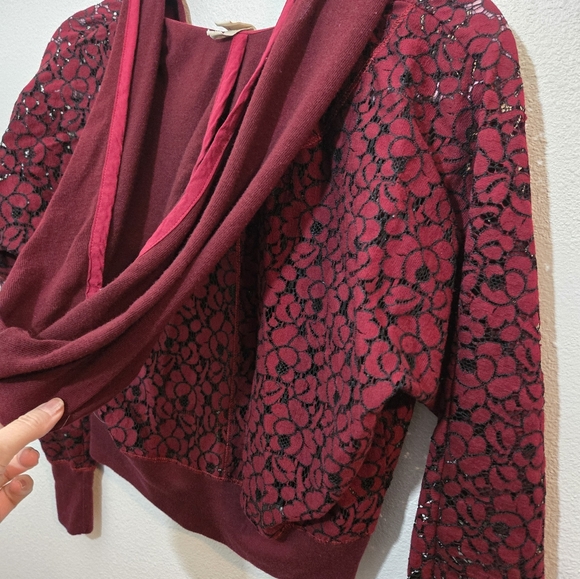 🌴FINAL SALE Gimmicks BKE Lace Hoodie Burgundy XS - Picture 6 of 11